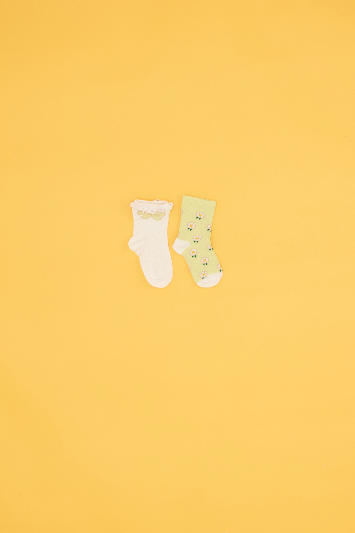 Kız Bebek Desenli 3lü Çorap