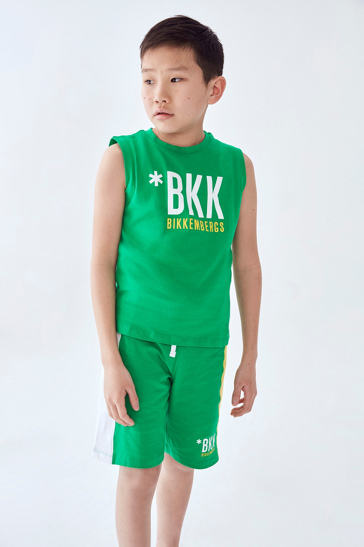 Erkek Çocuk Yeşil T-Shirt Şort Takımı