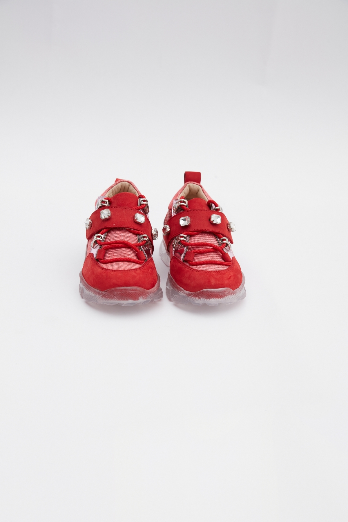 Kız Bebek Kırmızı Ayakkabı
