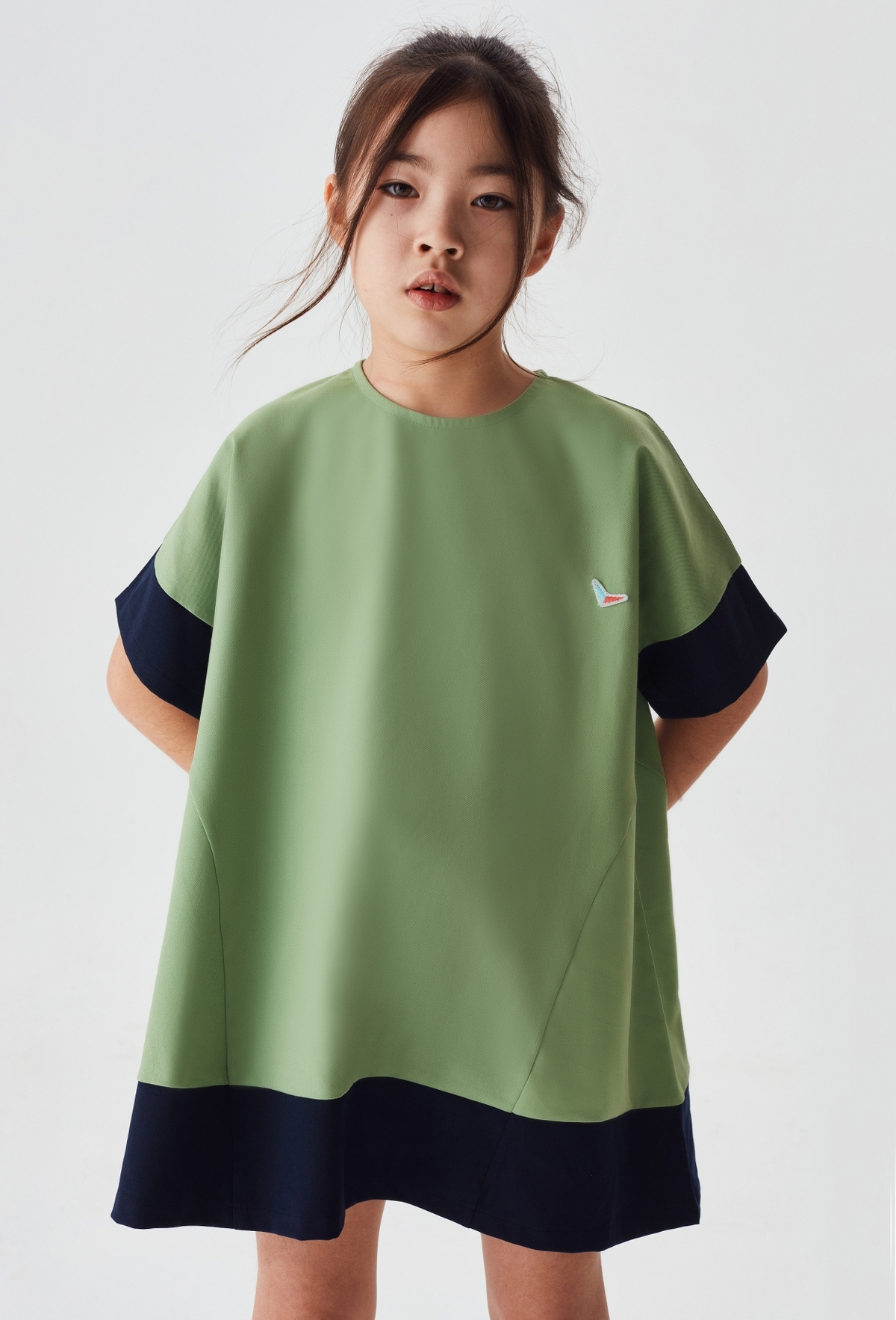 Kız Çocuk Yeşil Elbise