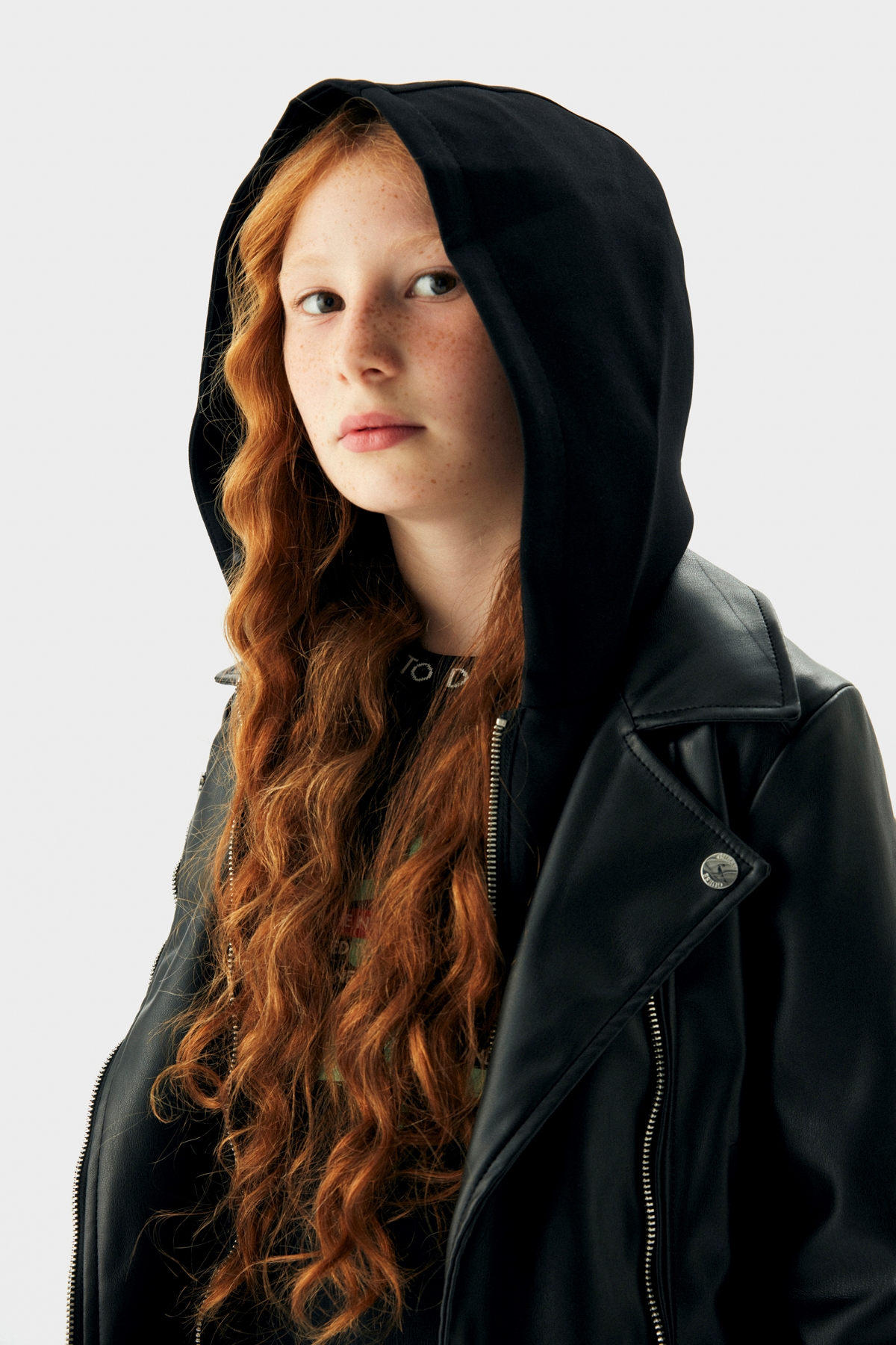 Kız Çocuk Siyah Ceket
