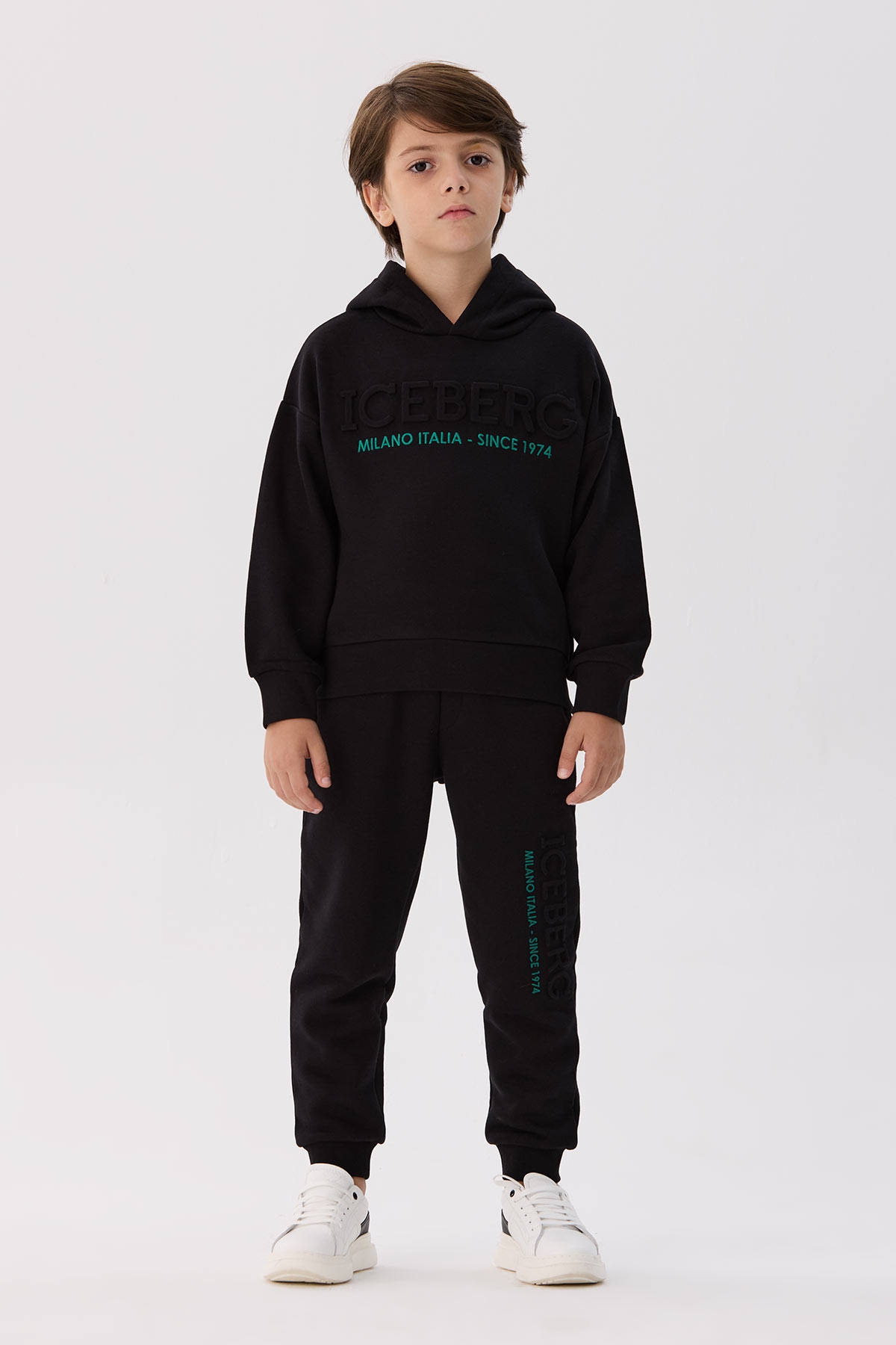 Erkek Çocuk Siyah Sweatshirt 