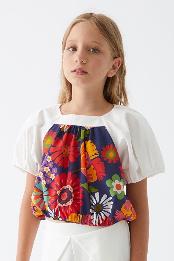 Resim Kız Çocuk Çiçekli Bluz